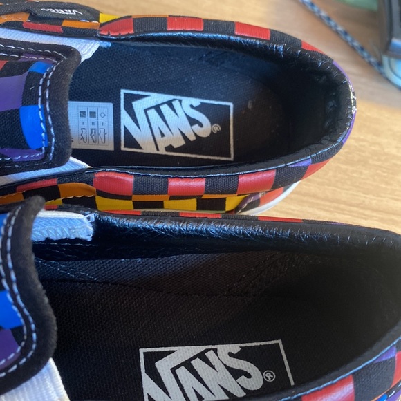 Checkered Vans - Picture 13 of 15